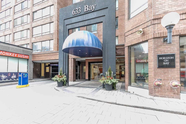 633 Bay St, Toronto