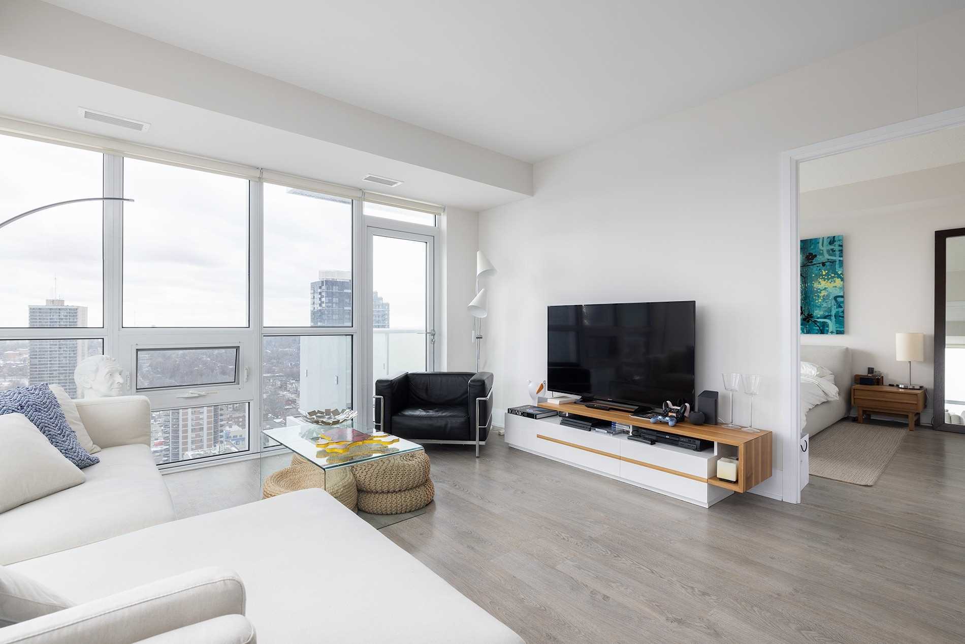 101 Erskine Avenue, #2710