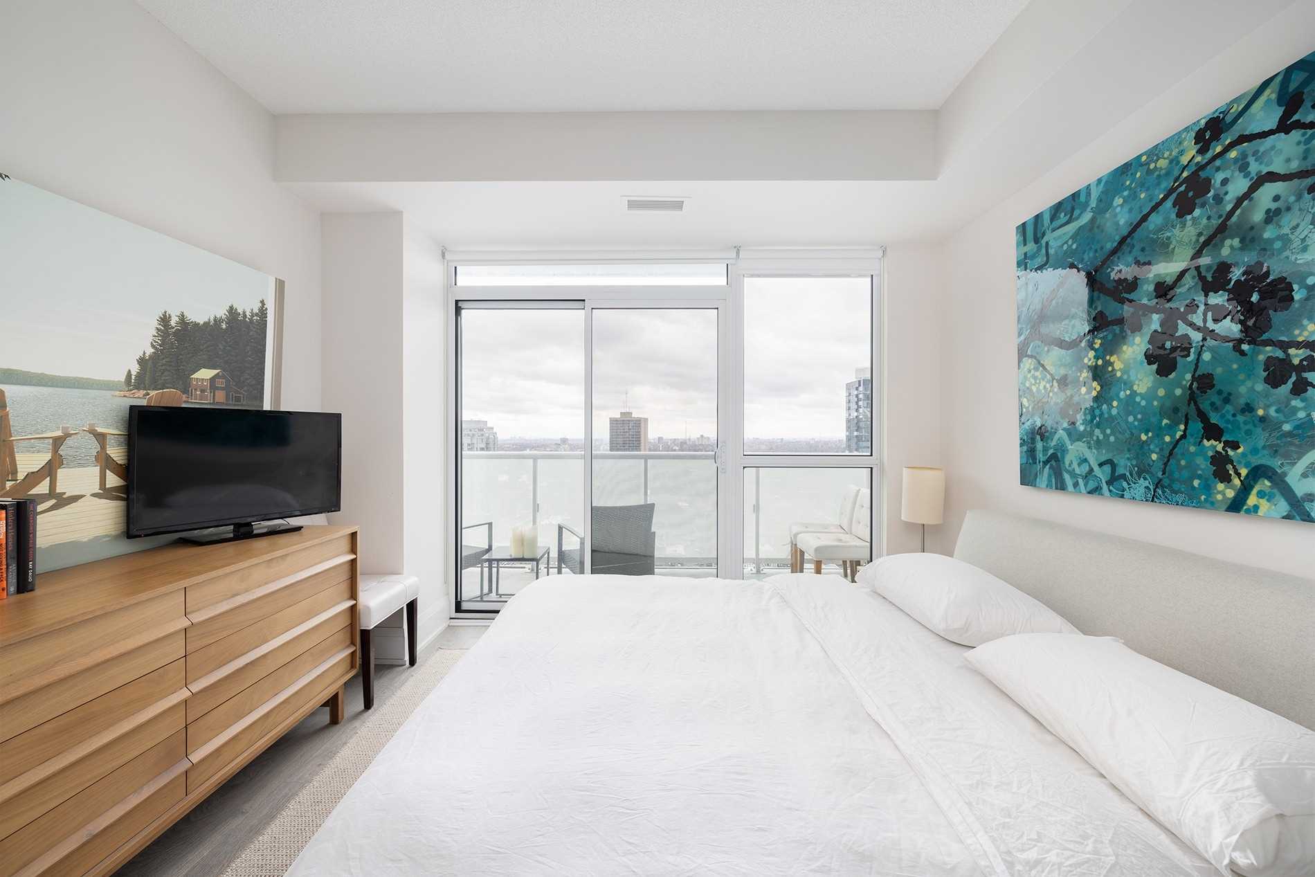 101 Erskine Avenue, #2710