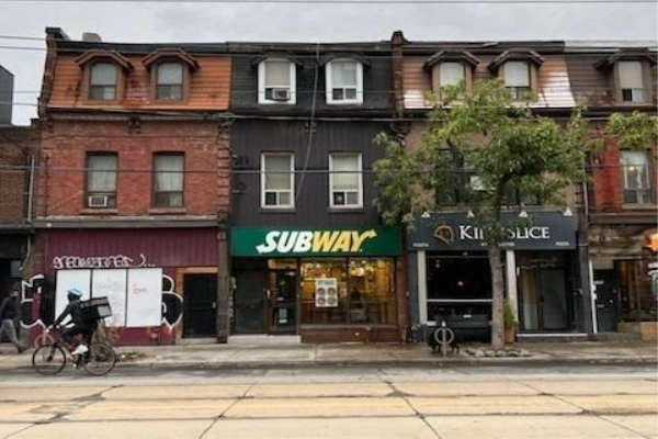 1132 Queen St W, Toronto