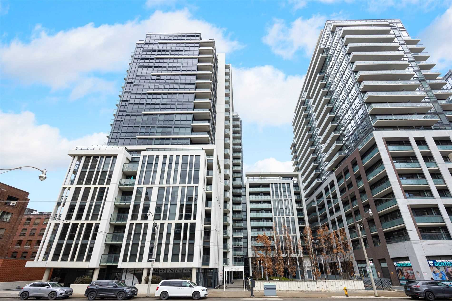 400 Adelaide St E, #2301