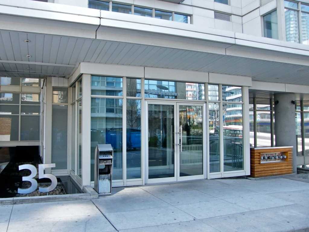 35 Mariner Terrace #2905