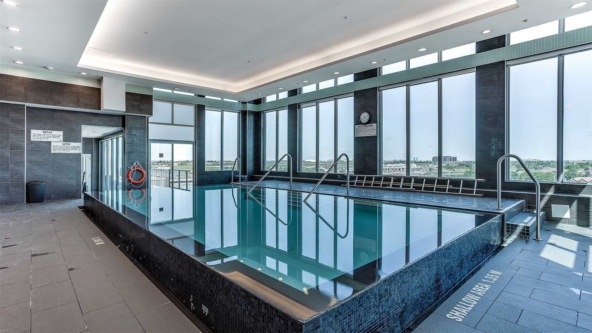 565 Wilson Ave, #207W
