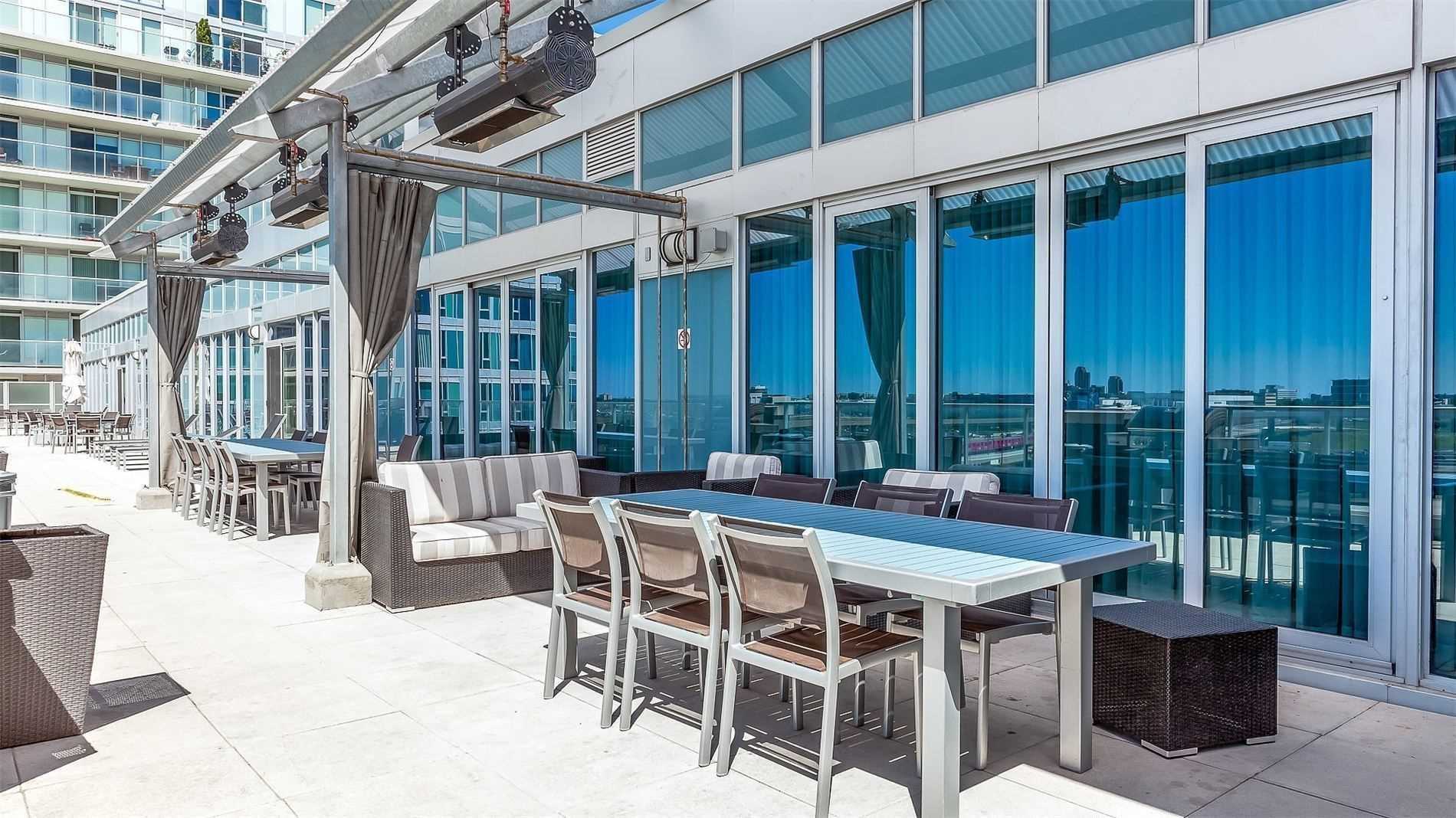 565 Wilson Ave, #207W