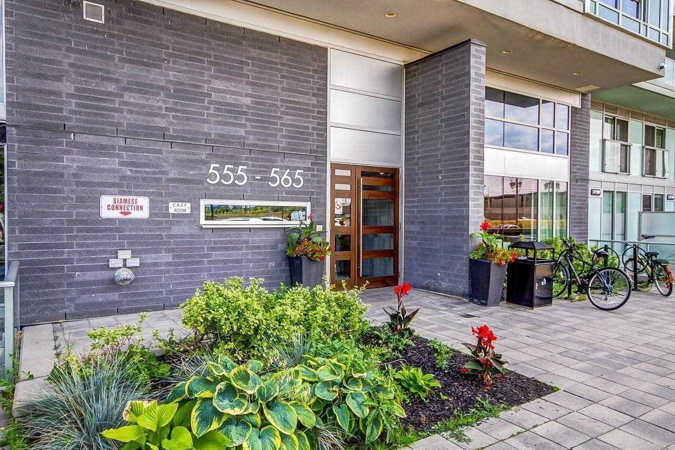 565 Wilson Ave, #207W