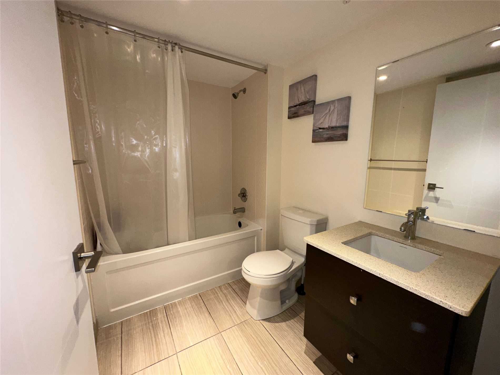 565 Wilson Ave, #207W