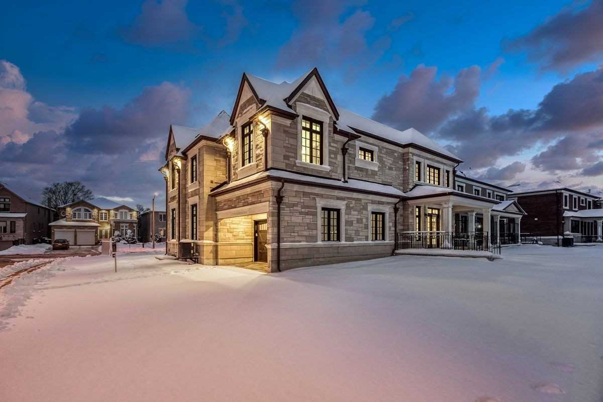 29 Ballyconnor Court