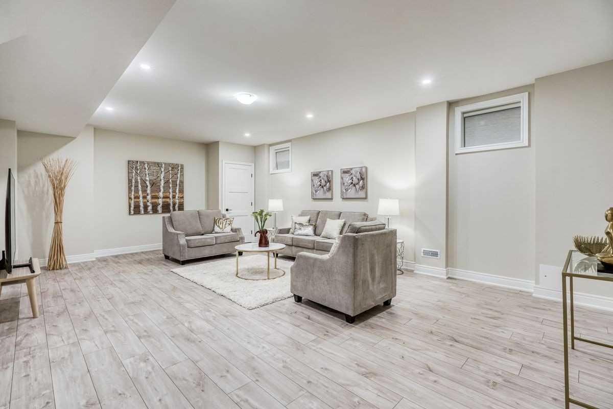 29 Ballyconnor Court