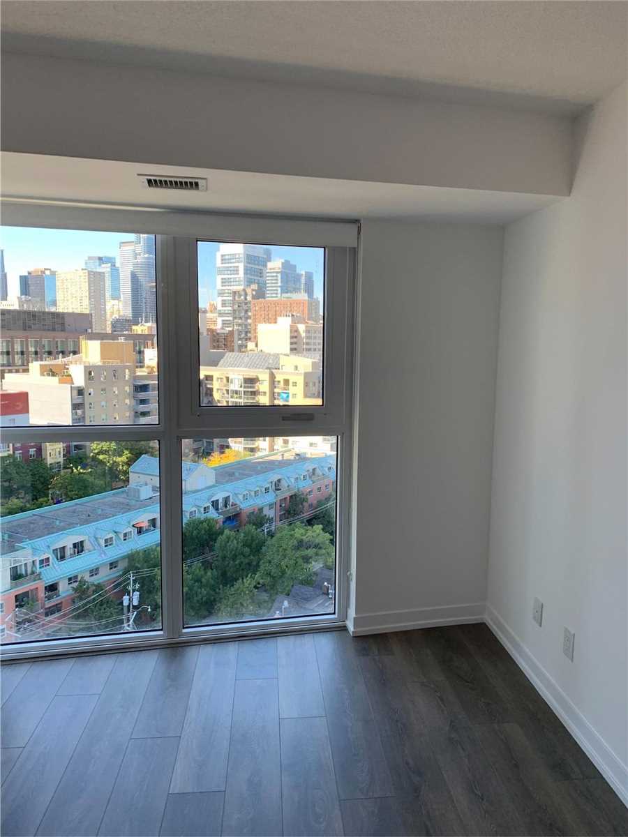 219 Dundas St E, #1709