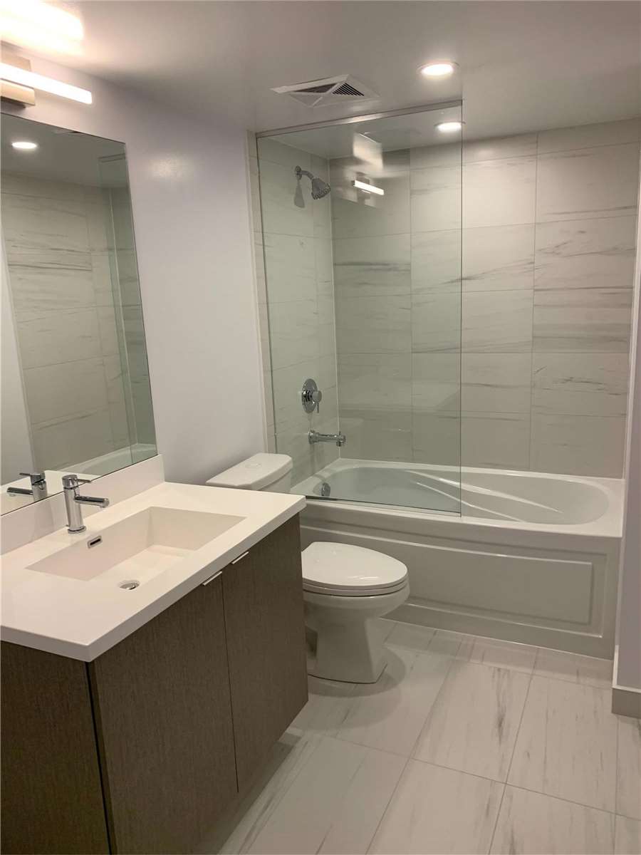 219 Dundas St E, #1709