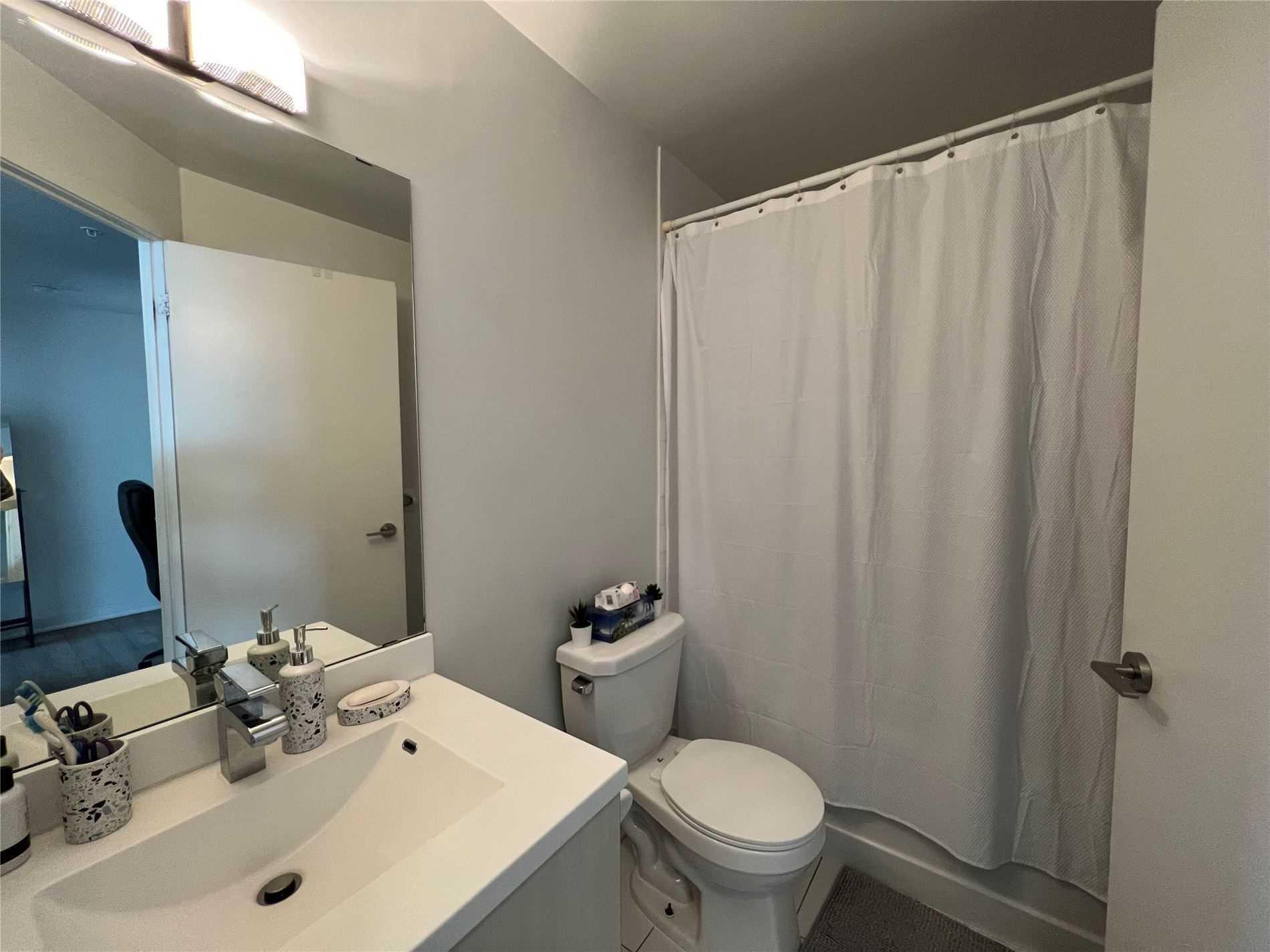 Listing C5884614 - Large Photo # 8