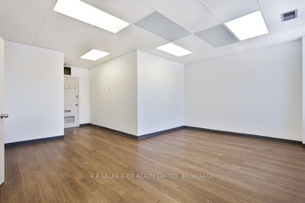 3335 Yonge St, #201