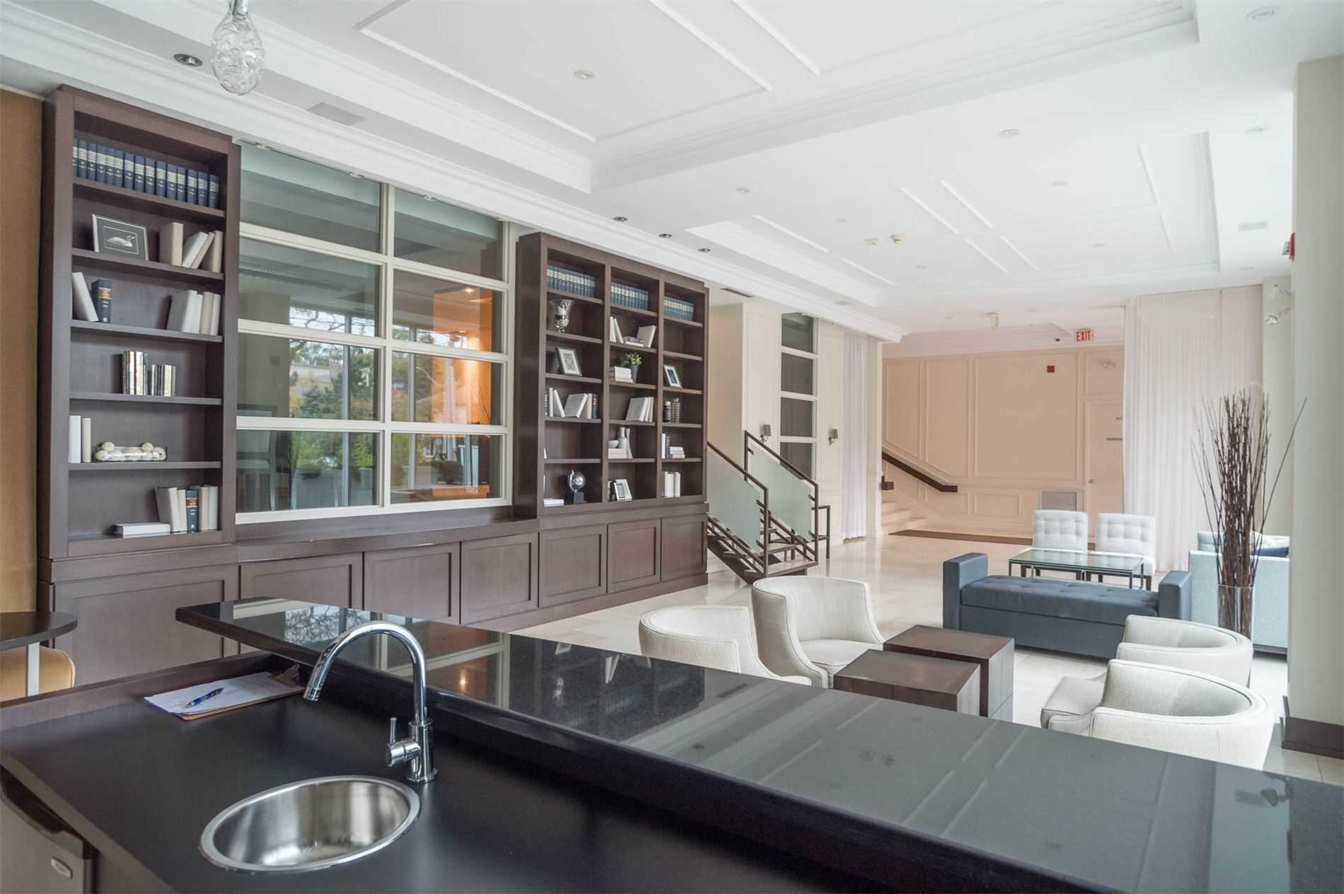 562 Eglinton Avenue E, #309