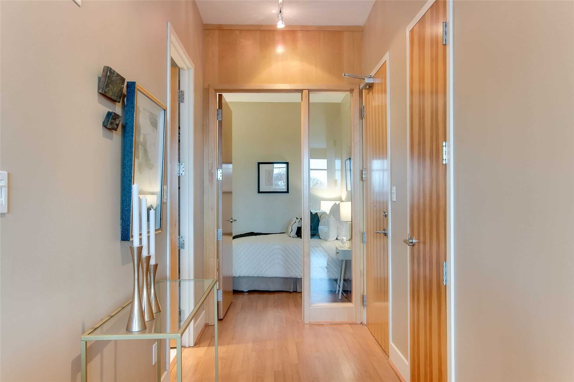 562 Eglinton Avenue E, #309