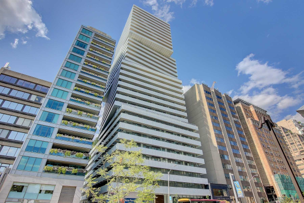 200 Bloor St W, Toronto