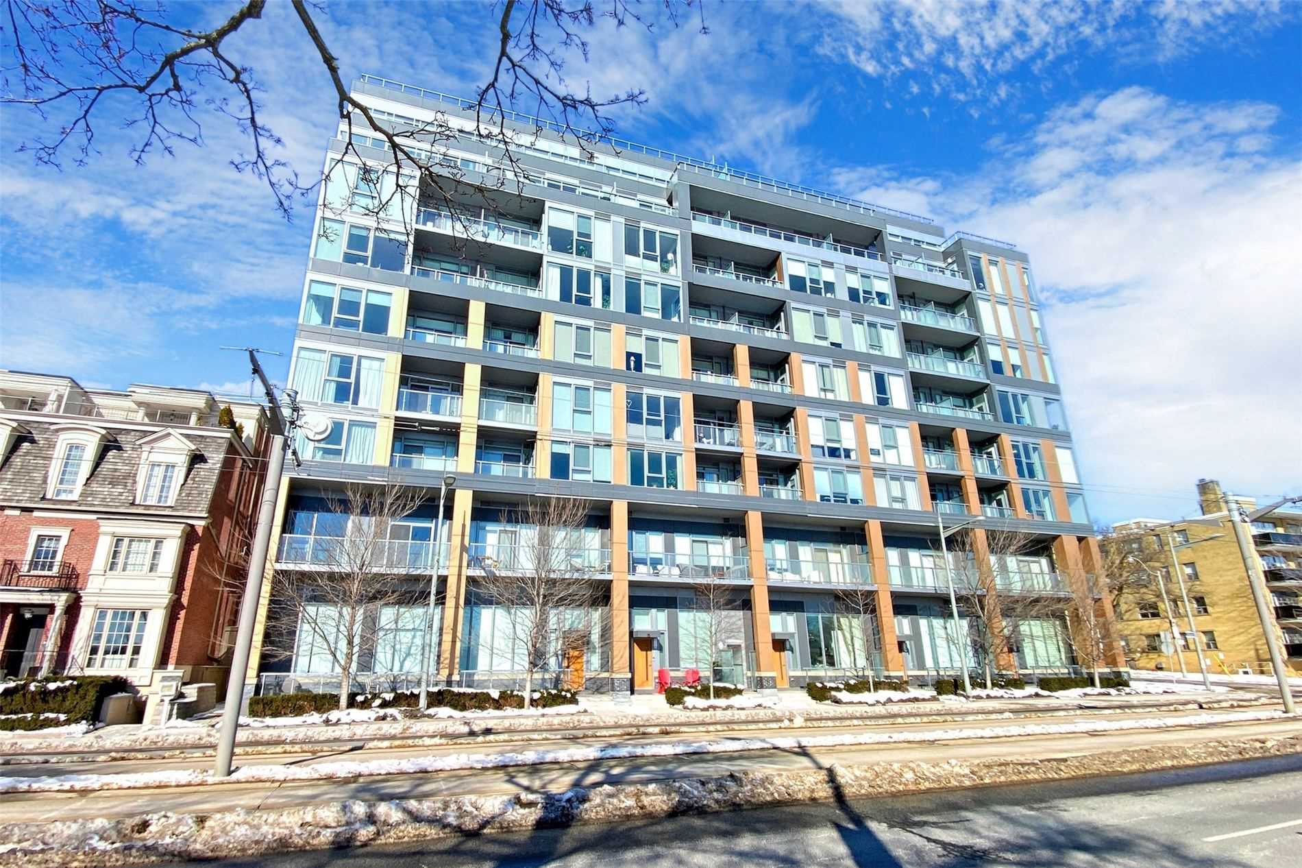 6 Parkwood Ave, #517