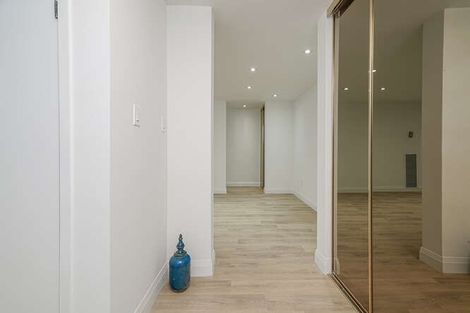 150 Neptune Dr, #Ph5
