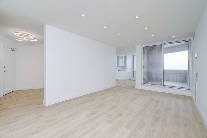 150 Neptune Dr, #Ph5