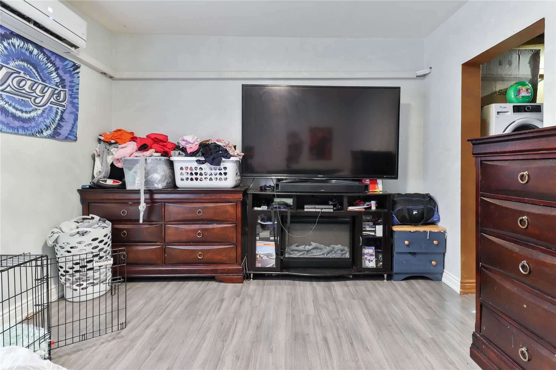 Listing C5886116 - Large Photo # 20