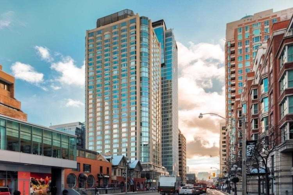 155 Yorkville Ave, Toronto