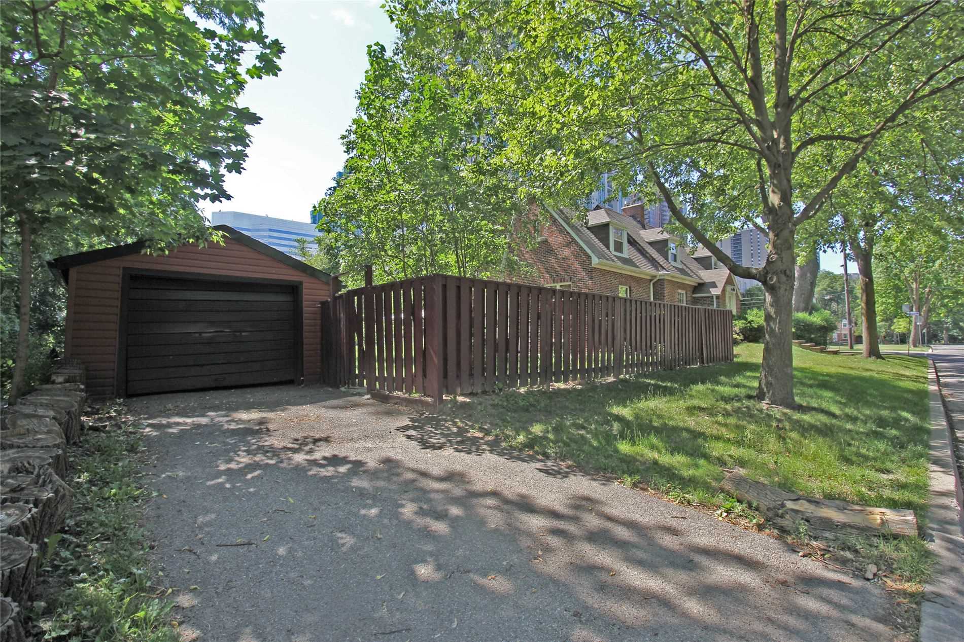 Listing C5886439 - Large Photo # 33