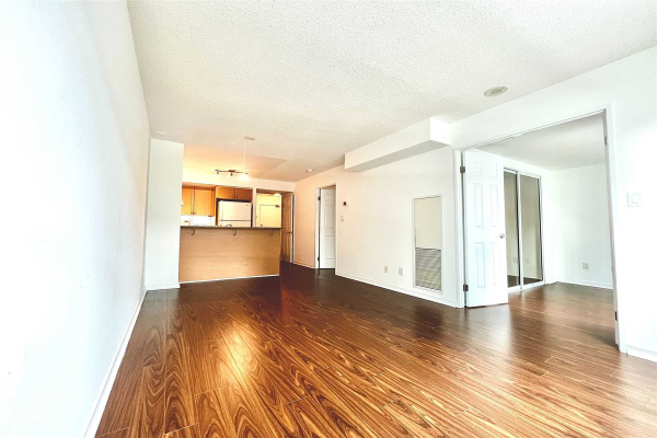 230 King St E, Toronto