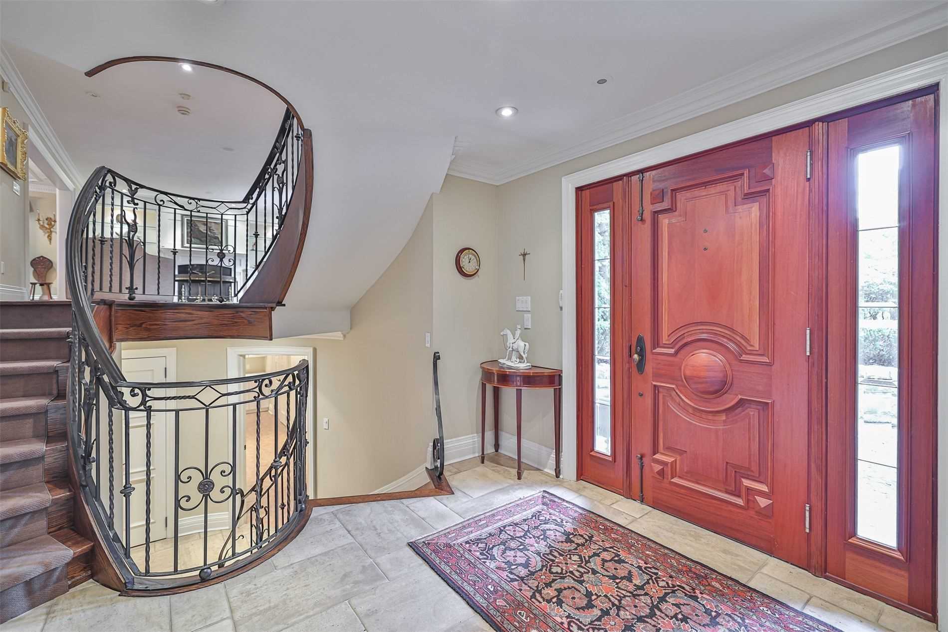 19 Forest Glen Cres