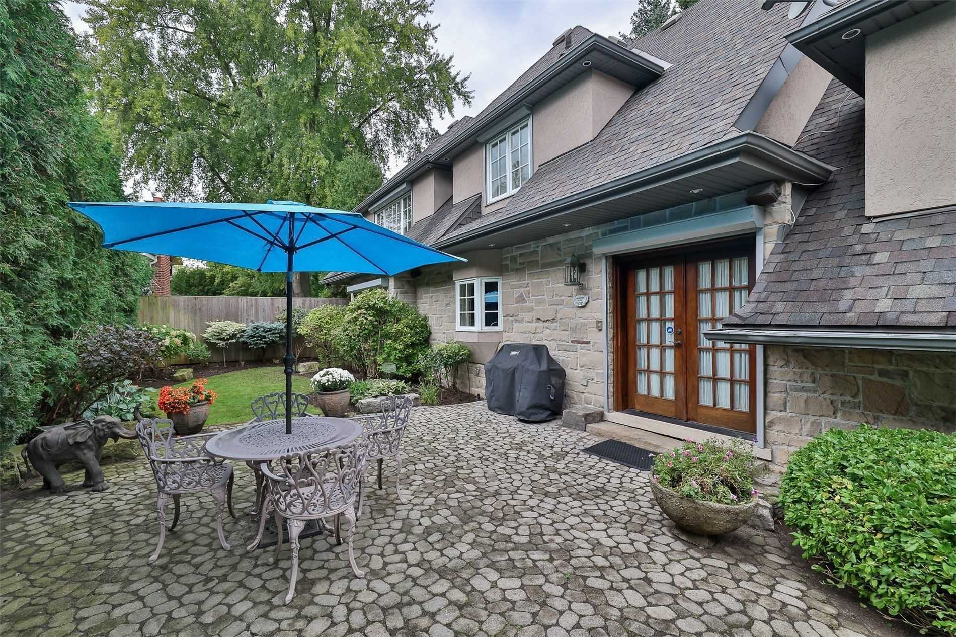 19 Forest Glen Cres