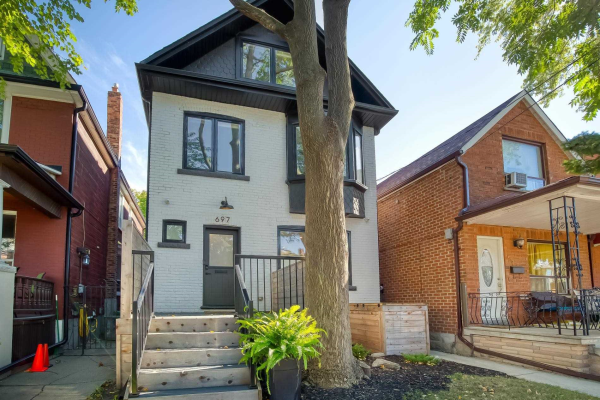 697 Crawford St, Toronto