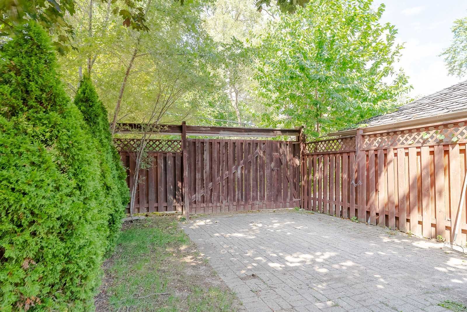 Listing C5886989 - Large Photo # 37