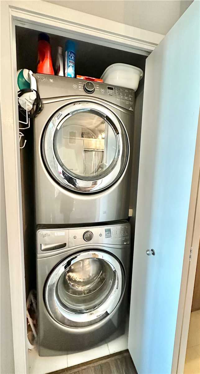 Listing C5887915 - Large Photo # 11