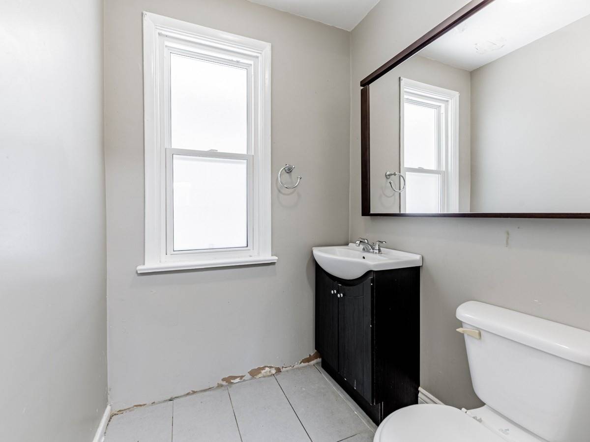 Listing C5887963 - Large Photo # 13