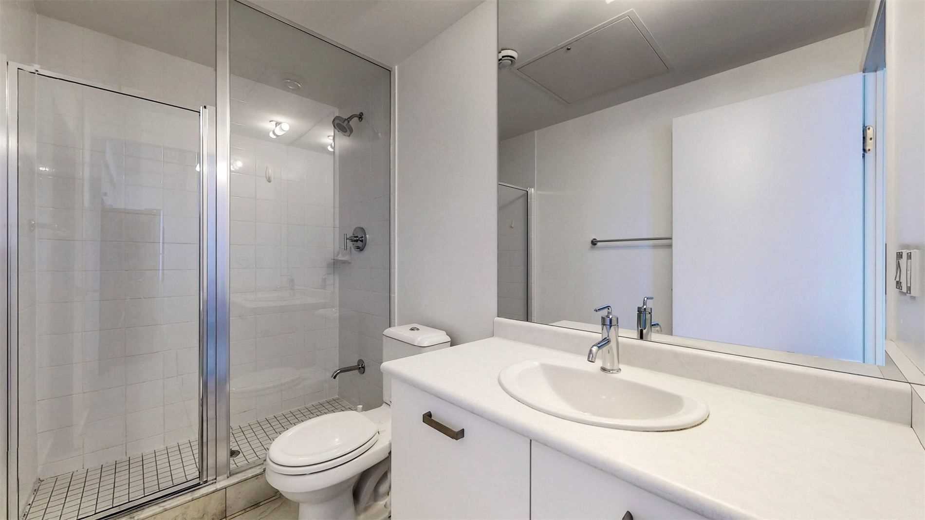 832 Bay St, #1303