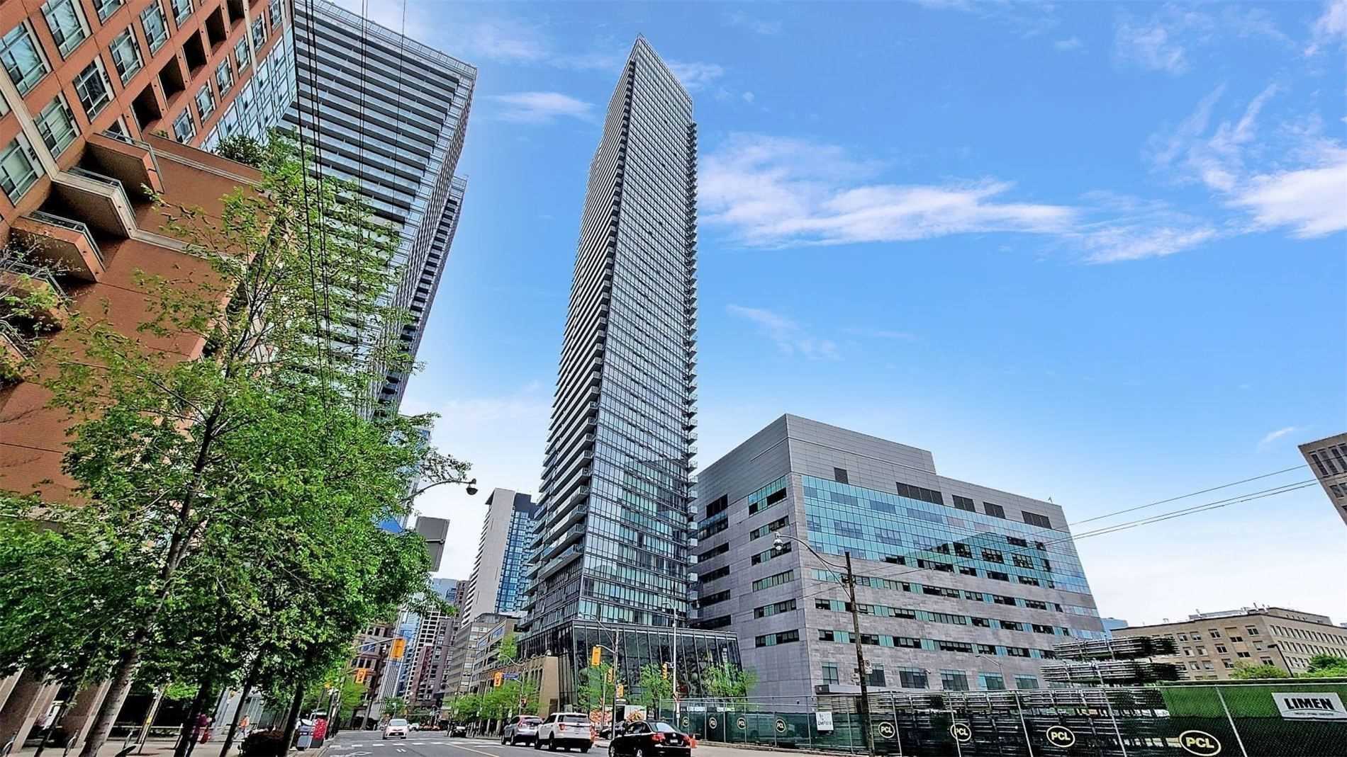 832 Bay St, #1303