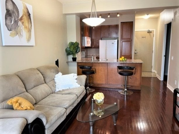60 Byng Ave, #508