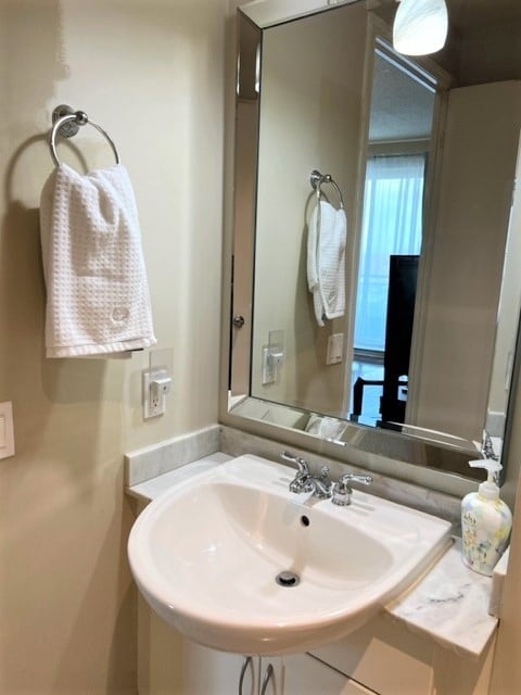 60 Byng Ave, #508