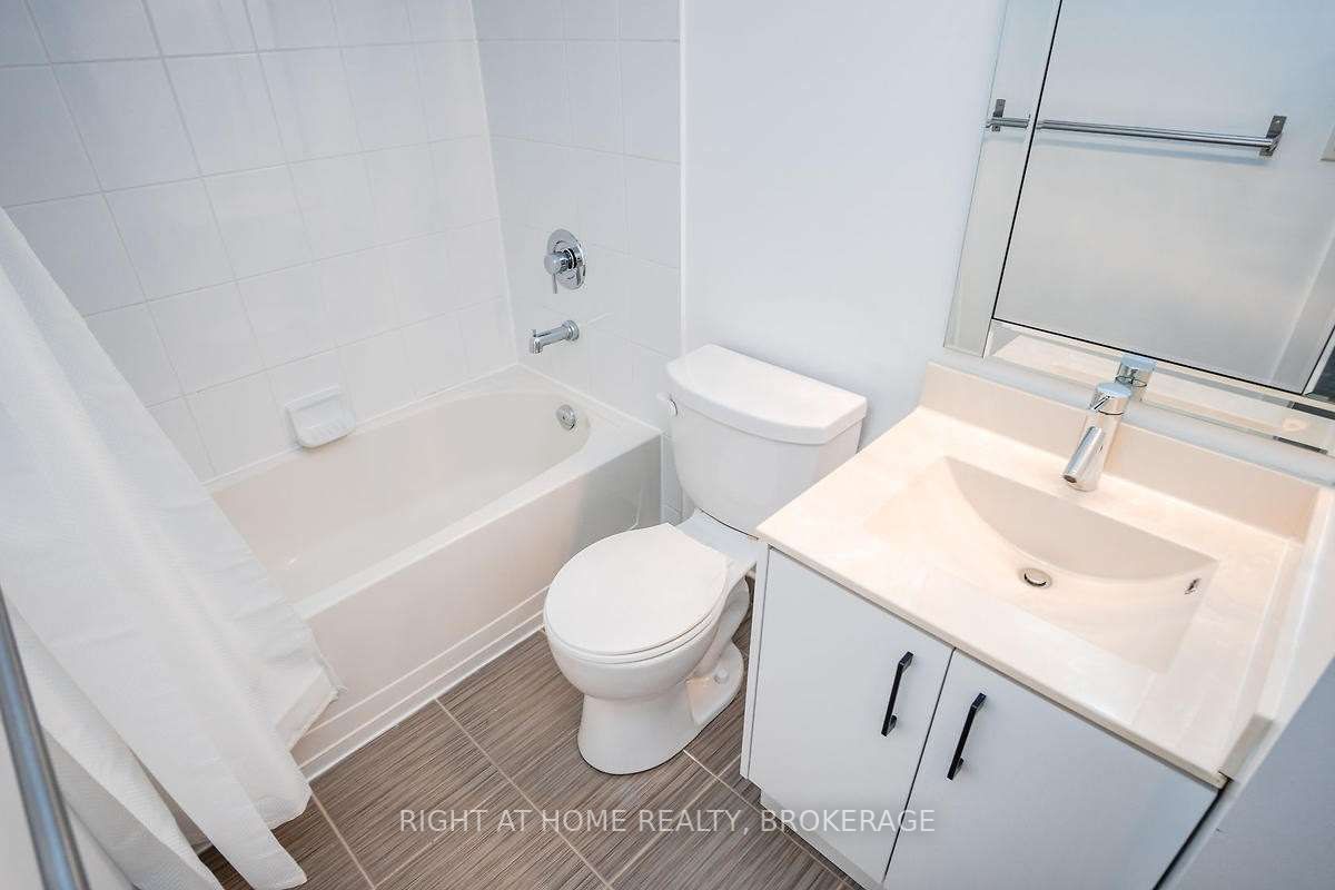 Listing C5888975 - Large Photo # 15