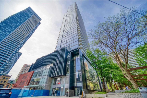 1 Gloucester St, Toronto