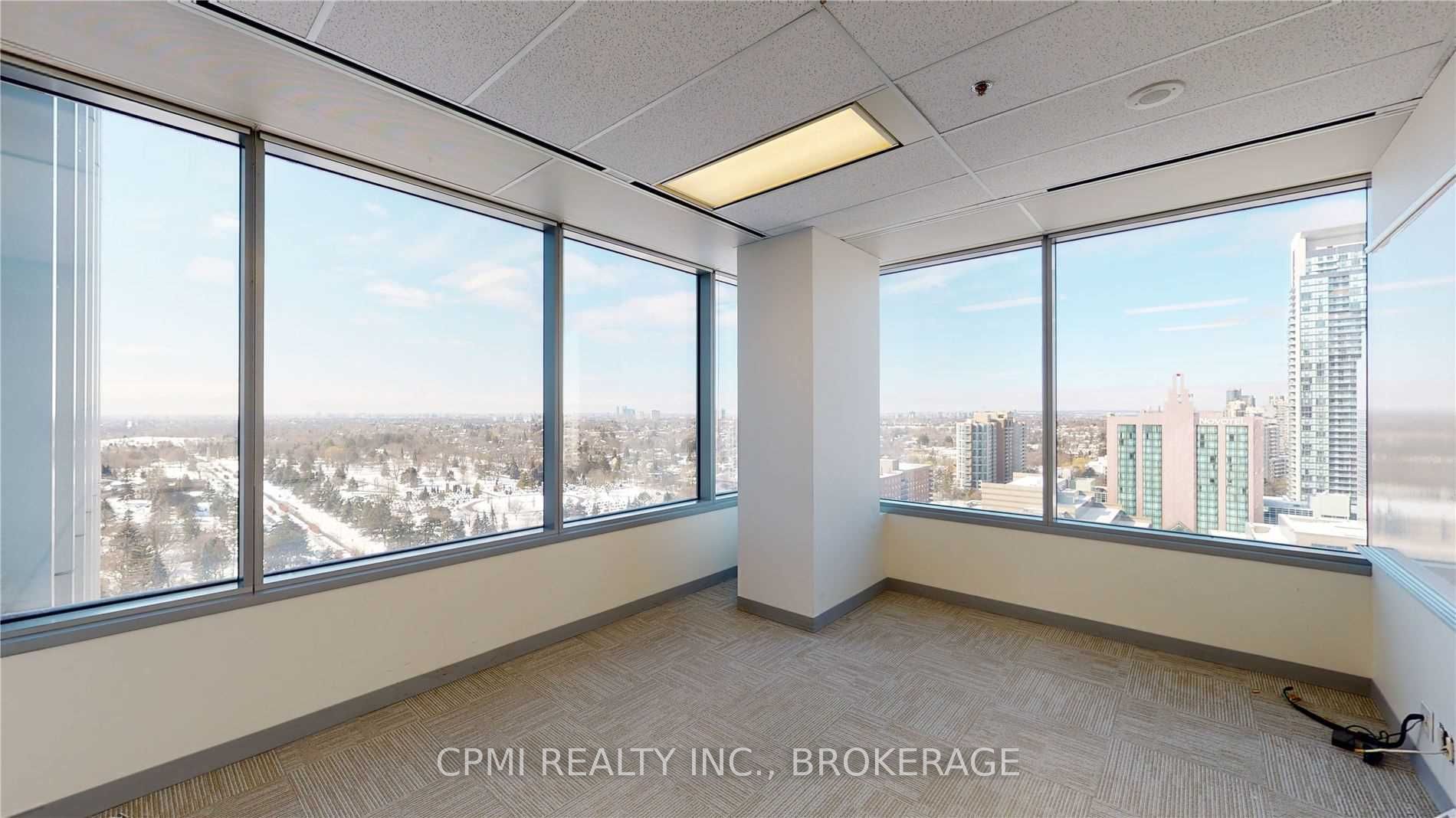 5000 Yonge Street St