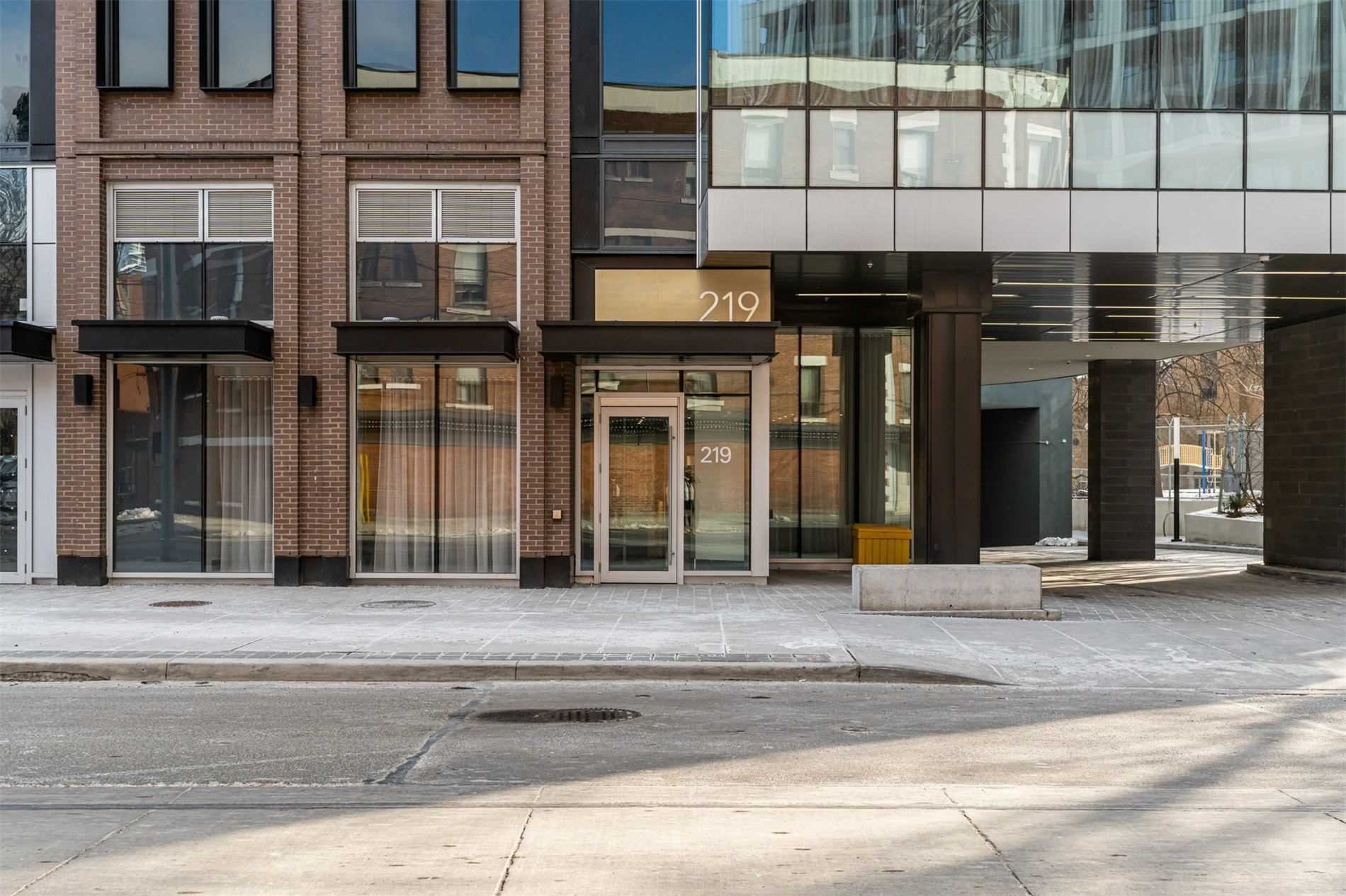 219 Dundas Street E, #2106