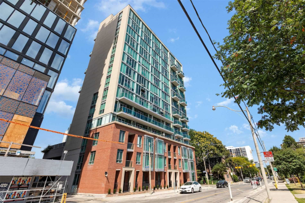 220 George St, Toronto