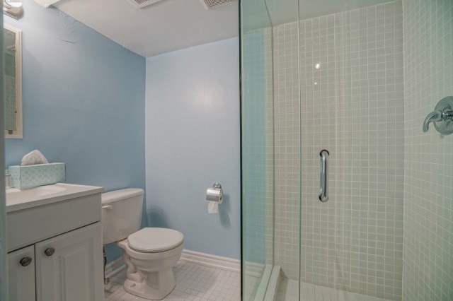 Listing C5890101 - Large Photo # 18