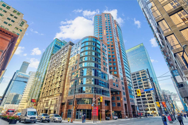 33 University Ave, Toronto