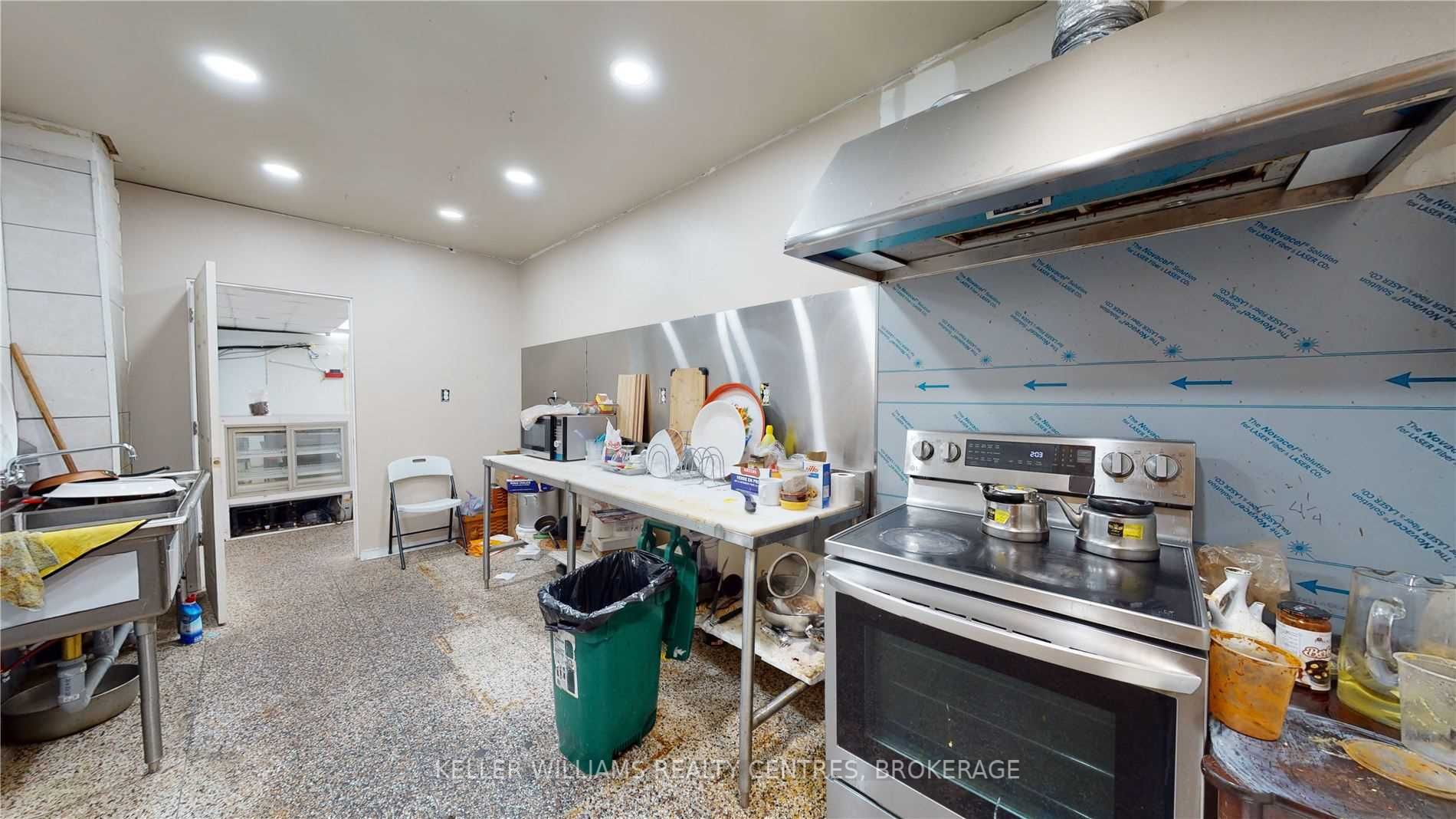 Listing C5890983 - Large Photo # 17