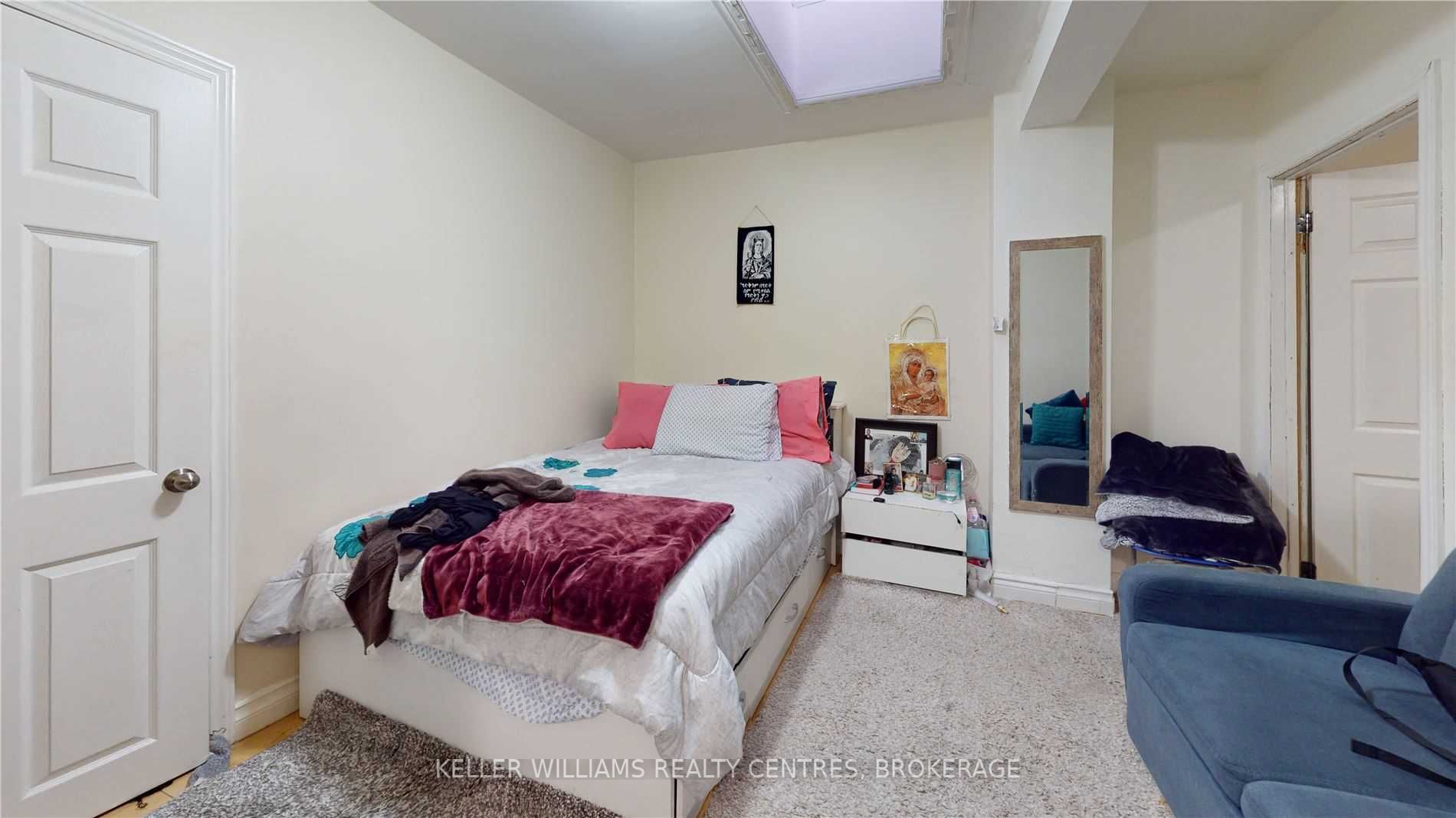 Listing C5890983 - Large Photo # 34