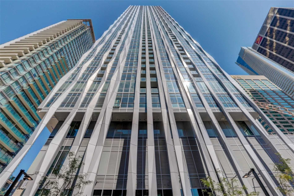 1 Yorkville Ave, Toronto