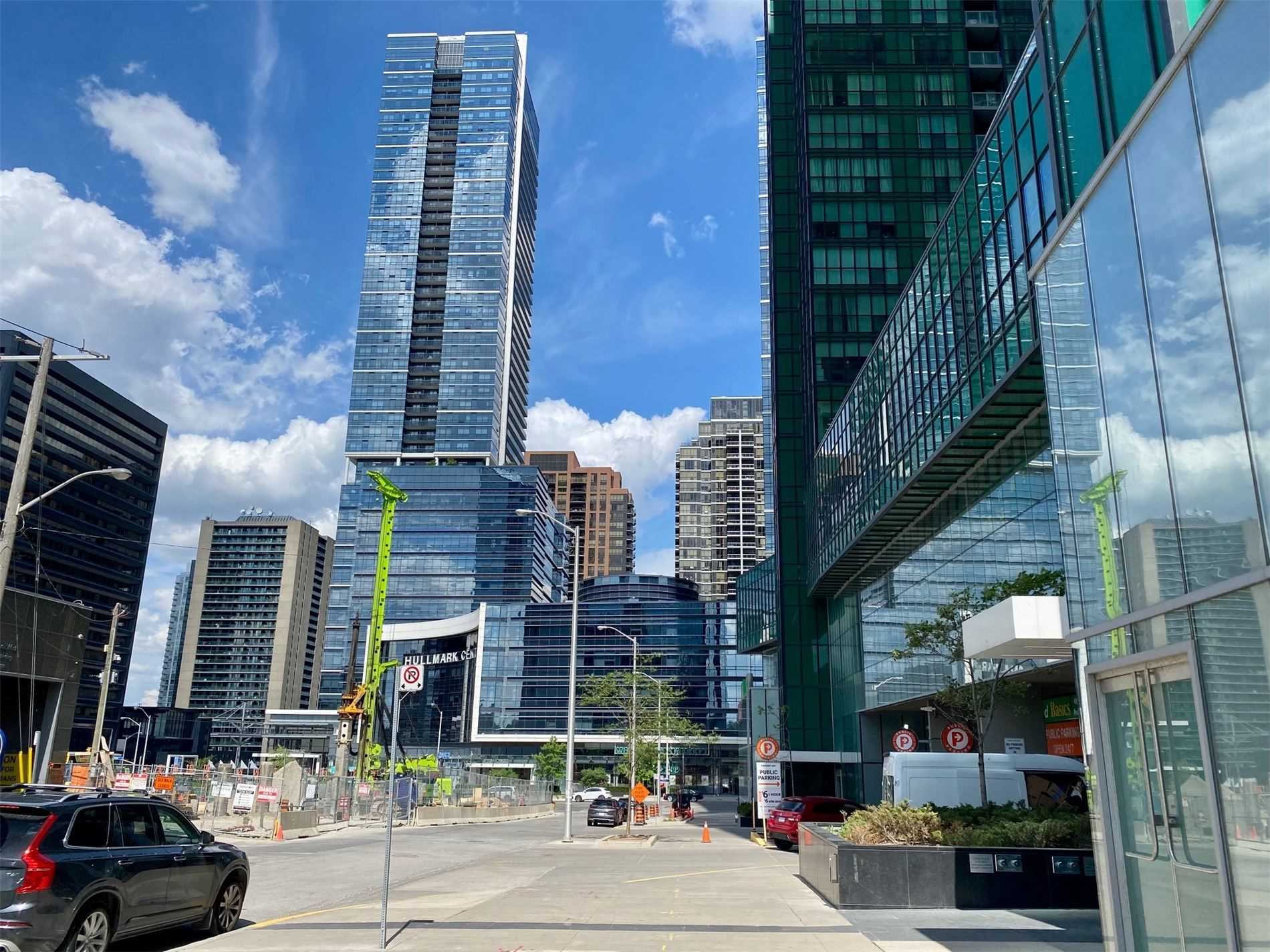 4750 Yonge St, #144