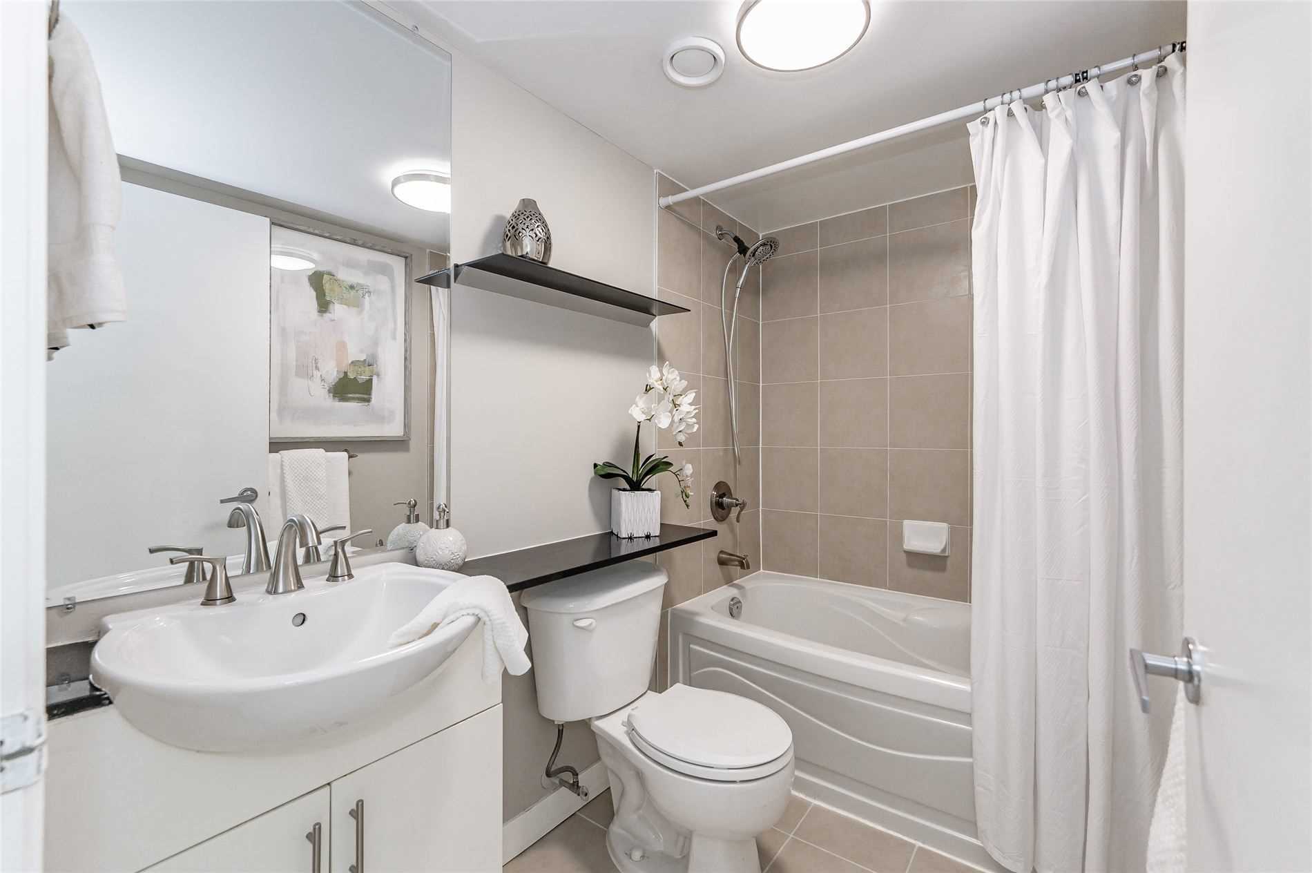381 Front Street W #1710