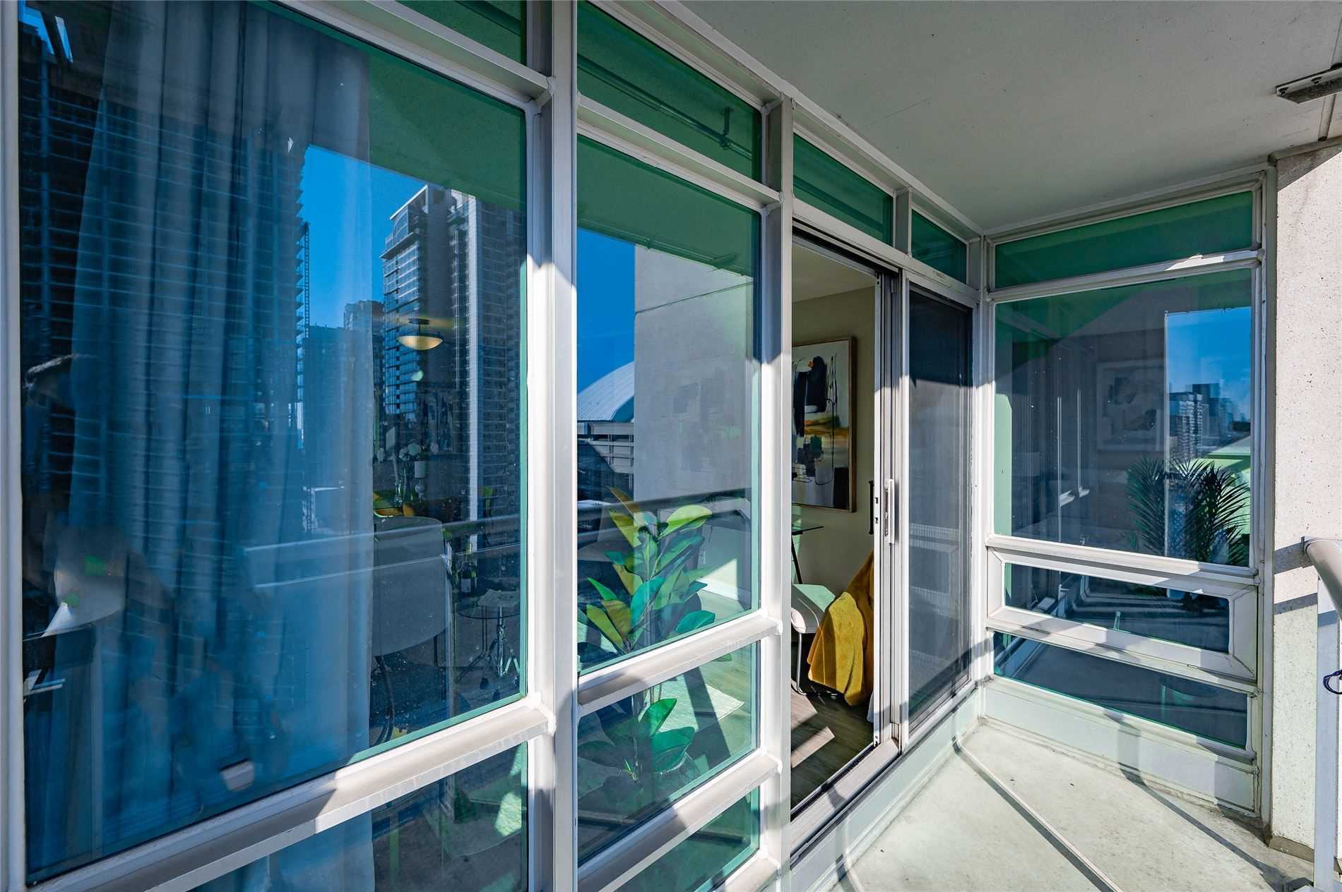381 Front Street W #1710