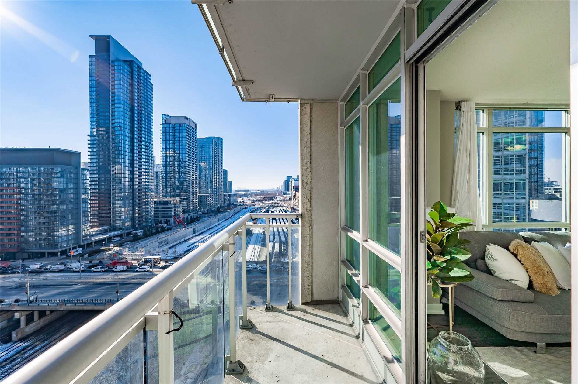 381 Front Street W #1710